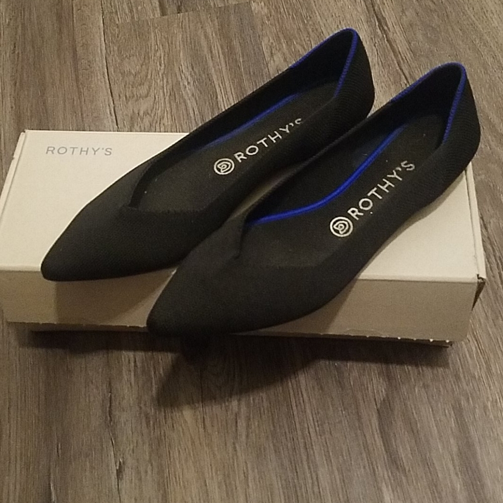 Rothys point black size 10